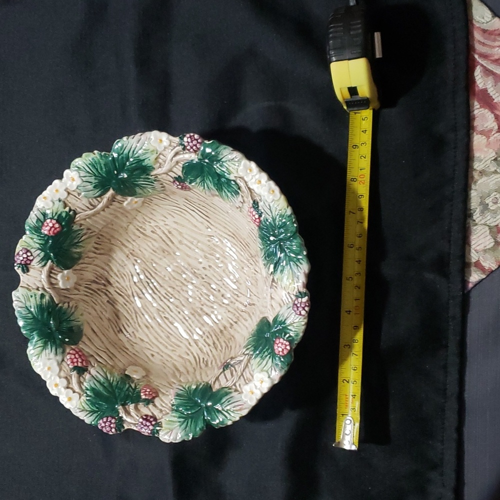 Vintage Fitz and Floyd Raspberry Bowl. - Picture 6 of 9